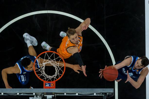 而是球队在 而是球队在