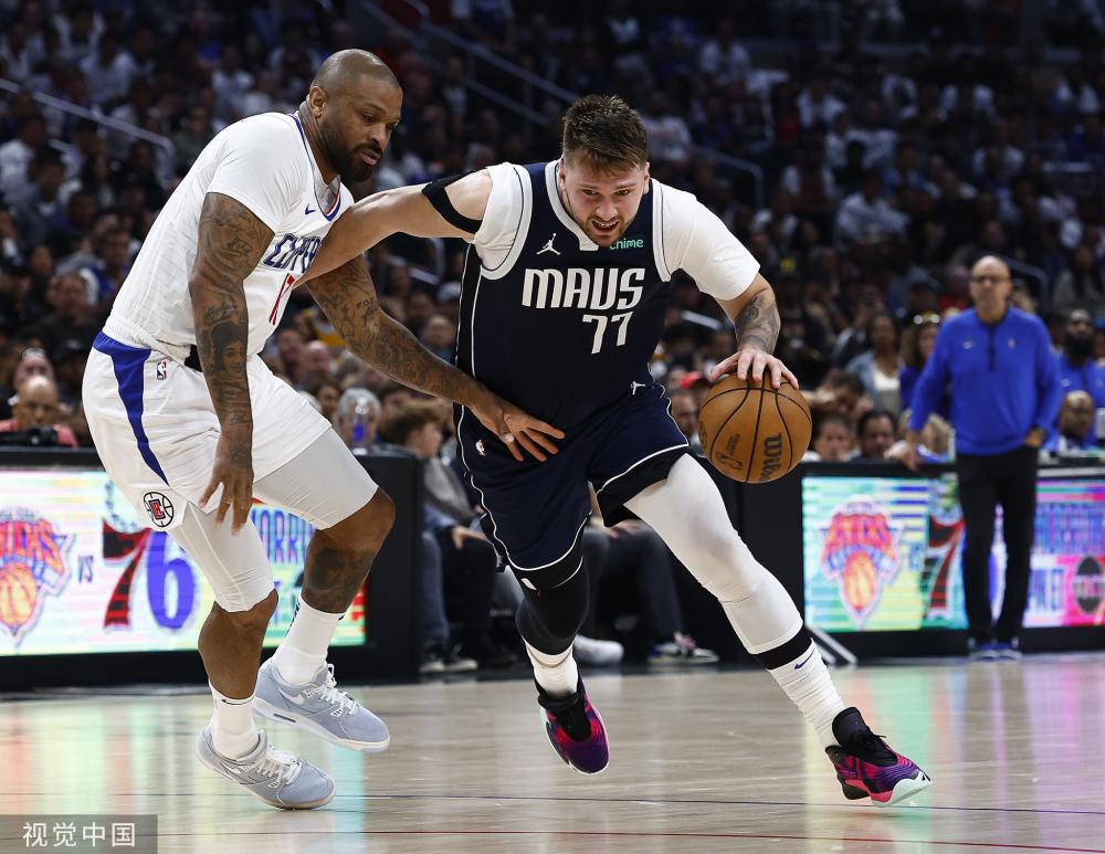 湖人队抓住 湖人队抓住