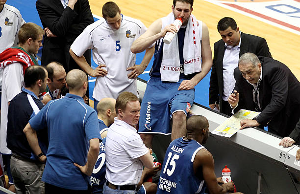 为数百万美 为数百万美